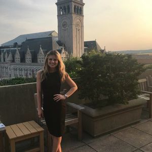 Meet your Posher, Ashley